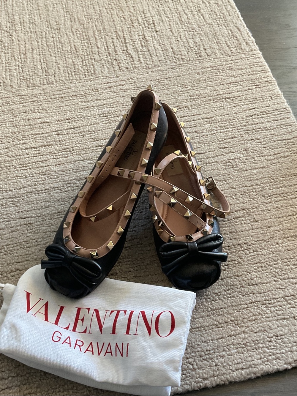 Valentino Garavani Black Bow Rockstud Ballet Flats